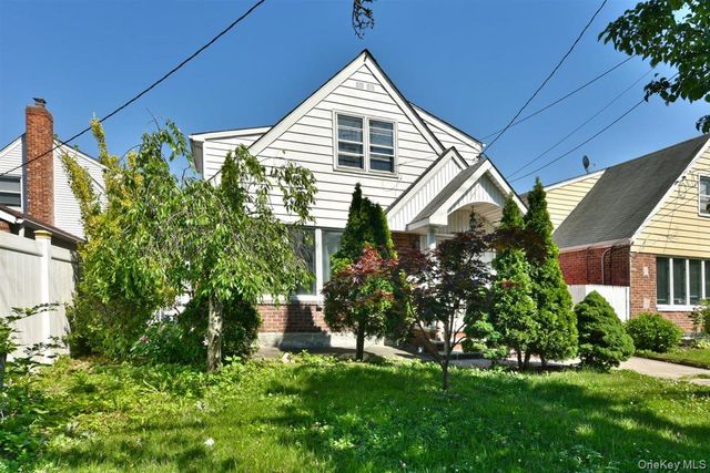 88-05 Winchester Boulevard, Queens Village, NY 11427