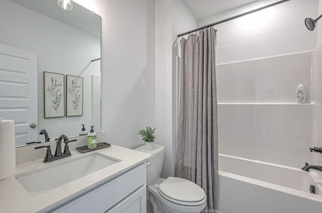 532 Misty Creek Court, Nashville, TN 37207