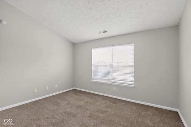 8859 Woodpointe Circle, Indianapolis, IN 46234