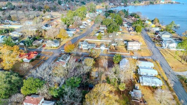 305 North Avenue, New Bern, NC 28560