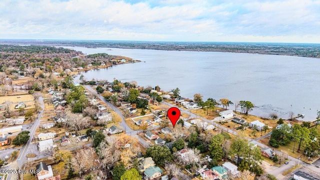 305 North Avenue, New Bern, NC 28560