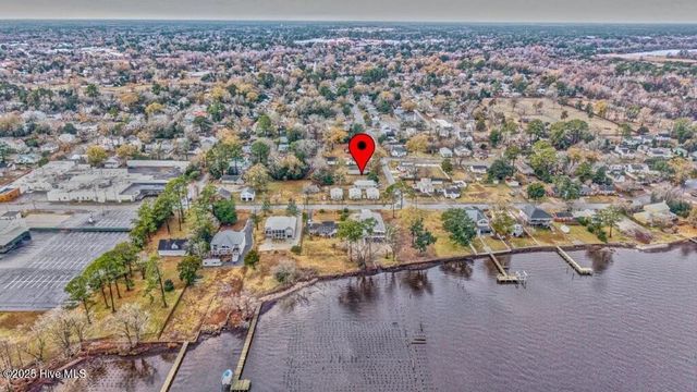 305 North Avenue, New Bern, NC 28560