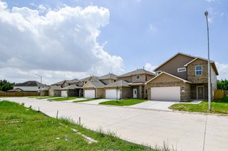 2819 Topiary Lane, Houston, TX 77014