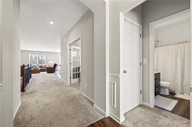 2160 Prestwick Bend, Miamisburg, OH 45342