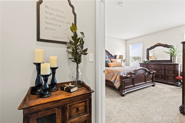 2160 Prestwick Bend, Miamisburg, OH 45342