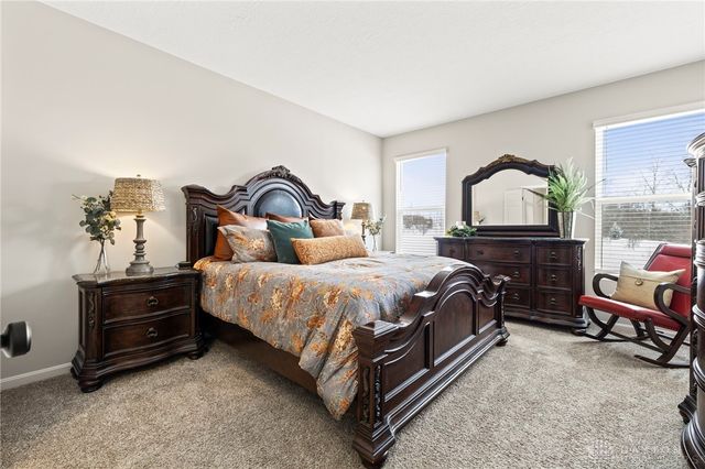 2160 Prestwick Bend, Miamisburg, OH 45342