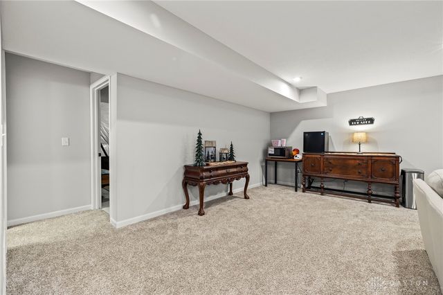 2160 Prestwick Bend, Miamisburg, OH 45342