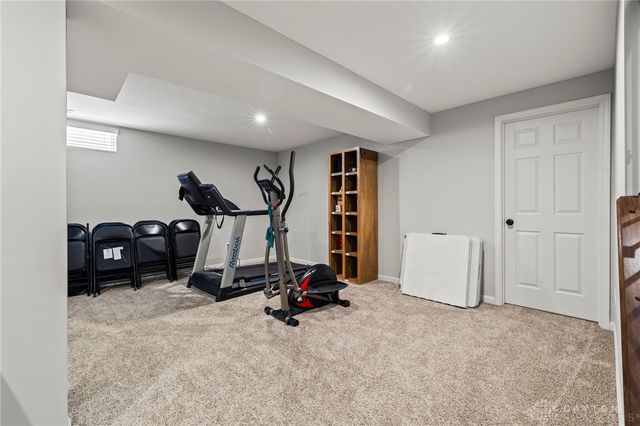 2160 Prestwick Bend, Miamisburg, OH 45342