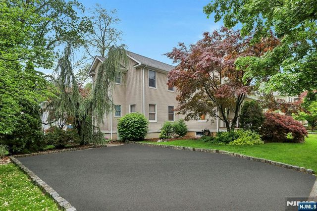 412 Northern Parkway, Ridgewood, NJ 07450