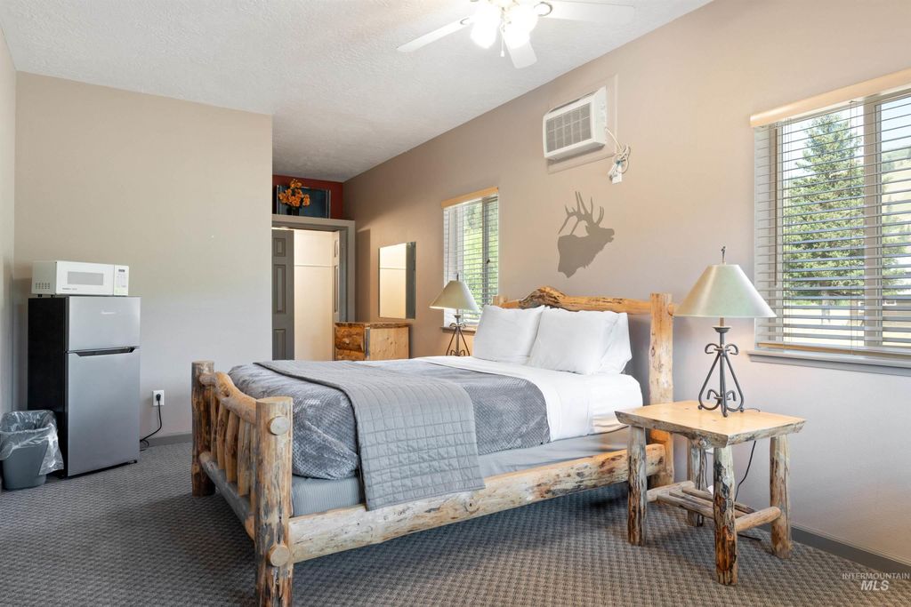 7234 Highway 21, Lowman, ID 83637 photo 32