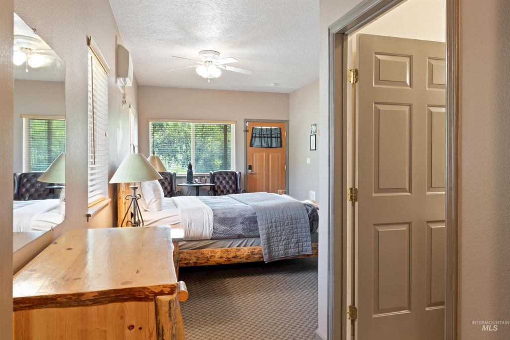 7234 Highway 21, Lowman, ID 83637 photo 33