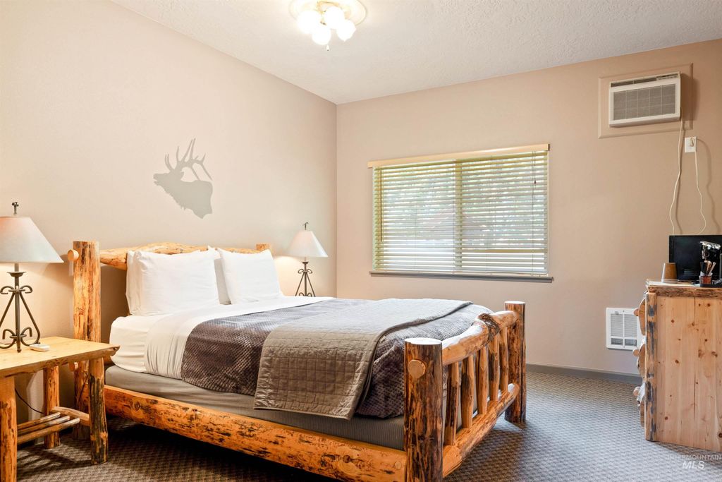 7234 Highway 21, Lowman, ID 83637 photo 37