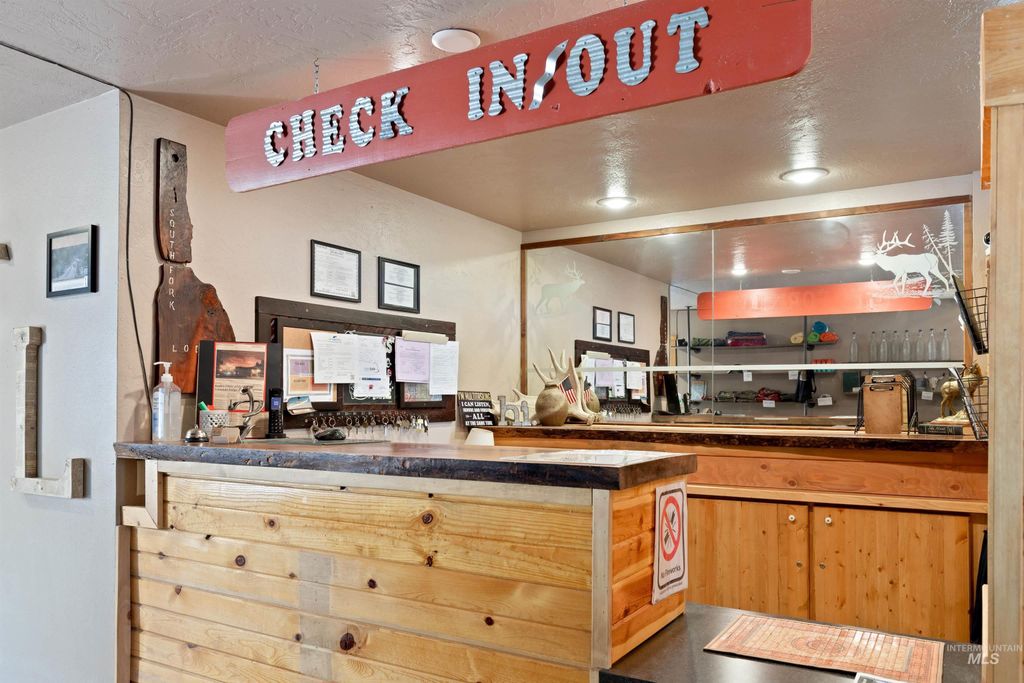 7234 Highway 21, Lowman, ID 83637 photo 9