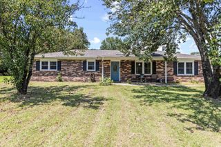 5729 Rosewood Dr., Myrtle Beach, SC 29588