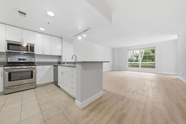 20488 Stevens Creek Boulevard 1114, Cupertino, CA 95014
