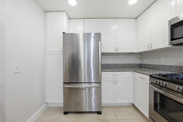 20488 Stevens Creek Boulevard 1114, Cupertino, CA 95014