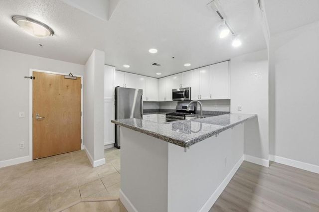 20488 Stevens Creek Boulevard 1114, Cupertino, CA 95014