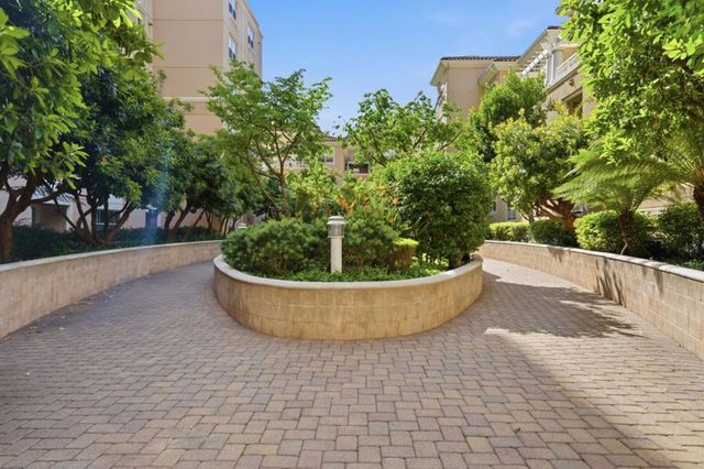 20488 Stevens Creek Boulevard 1114, Cupertino, CA 95014