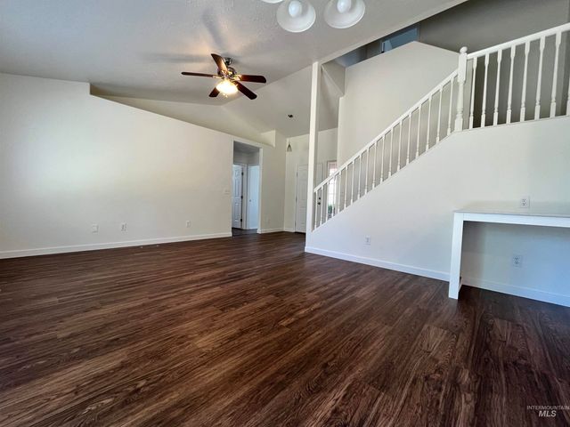 1308 W Ryegrass Ct, Kuna, ID 83634