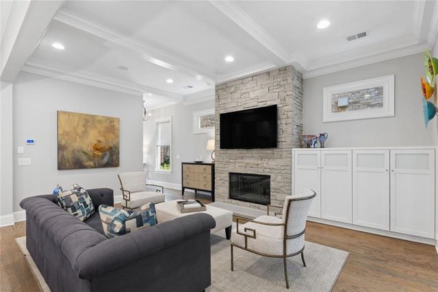 317 Riversedge Drive NW, Atlanta, GA 30339