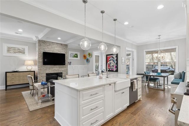 317 Riversedge Drive NW, Atlanta, GA 30339