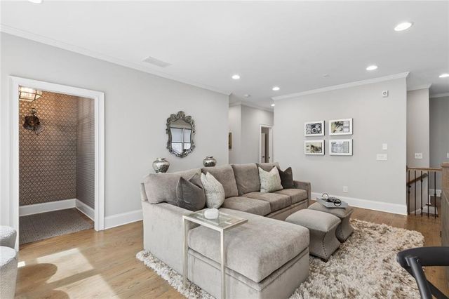 317 Riversedge Drive NW, Atlanta, GA 30339