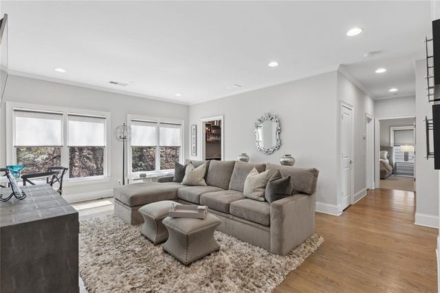 317 Riversedge Drive NW, Atlanta, GA 30339