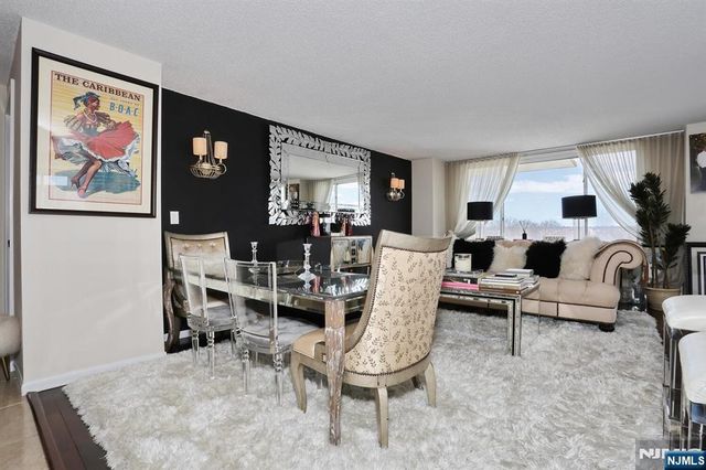 160 Overlook Avenue 4C, Hackensack, NJ 07601