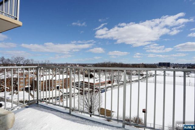 160 Overlook Avenue 4C, Hackensack, NJ 07601