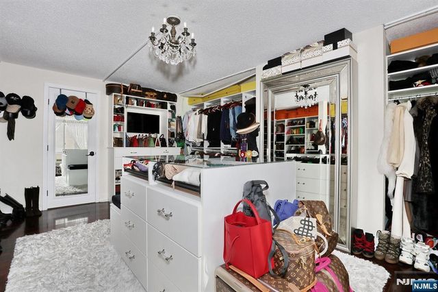 160 Overlook Avenue 4C, Hackensack, NJ 07601