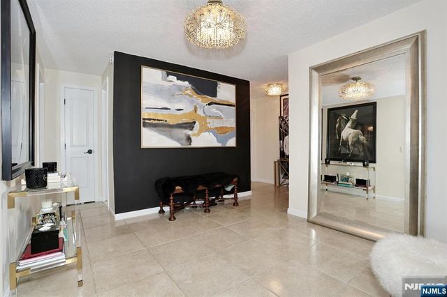 160 Overlook Avenue 4C, Hackensack, NJ 07601