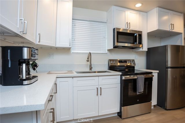 3121 Obama Boulevard, Los Angeles, CA 90018