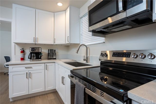 3121 Obama Boulevard, Los Angeles, CA 90018