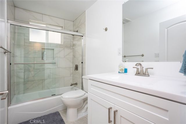 3121 Obama Boulevard, Los Angeles, CA 90018