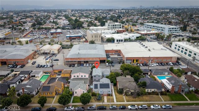 3121 Obama Boulevard, Los Angeles, CA 90018