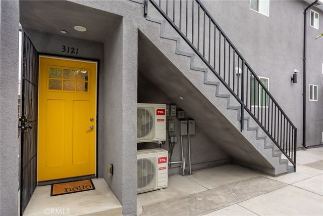 3121 Obama Boulevard, Los Angeles, CA 90018
