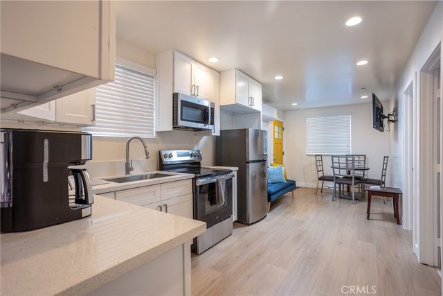 3121 Obama Boulevard, Los Angeles, CA 90018