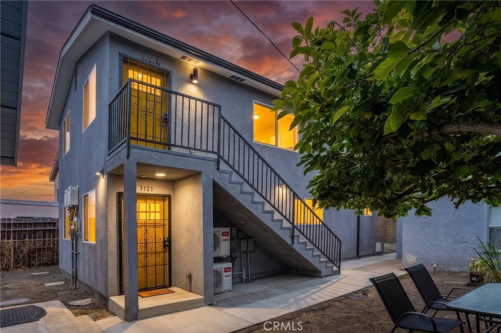 3121 Obama Boulevard, Los Angeles, CA 90018