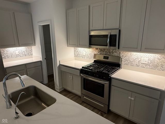 10240 Samerton Lane, Indianapolis, IN 46239