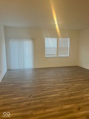 10240 Samerton Lane, Indianapolis, IN 46239