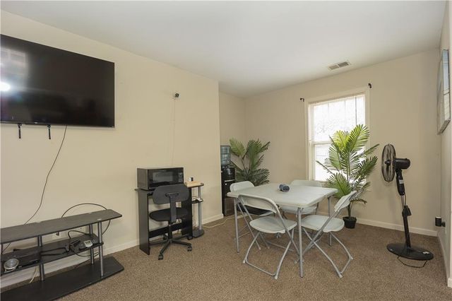 1066 Mcduffie Circle, Douglasville, GA 30134