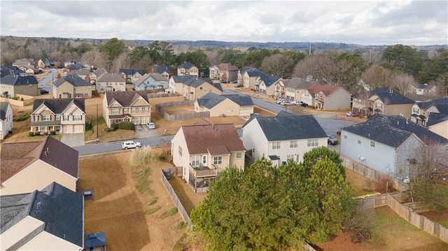 1066 Mcduffie Circle, Douglasville, GA 30134