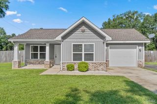4225 Willow St, Pace, FL 32571