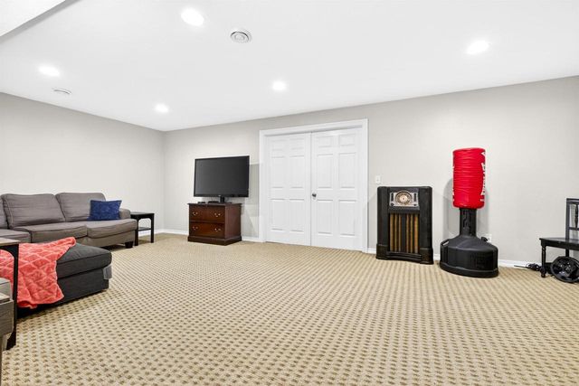 N9023 SPRING VALLEY ROAD, Menasha, WI 54952