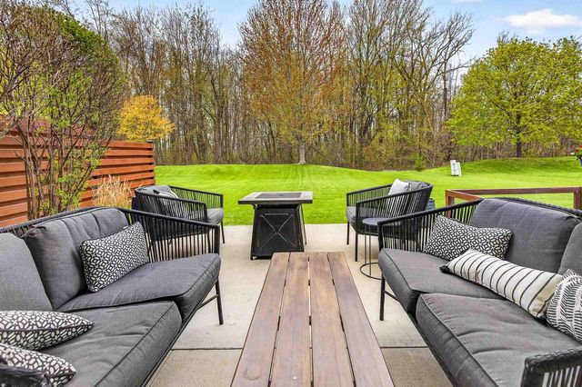 N9023 SPRING VALLEY ROAD, Menasha, WI 54952