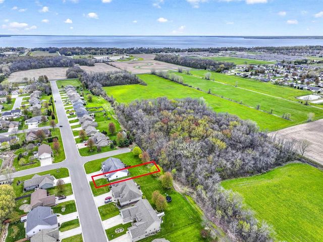 N9023 SPRING VALLEY ROAD, Menasha, WI 54952