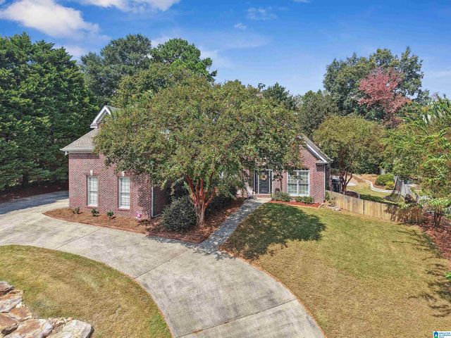 672 LAKE CREST DRIVE, Hoover, AL 35226