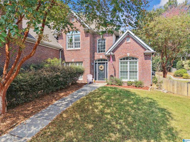 672 LAKE CREST DRIVE, Hoover, AL 35226