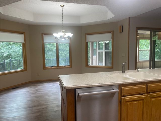 1 Chudleigh Lane, Bella Vista, AR 72714