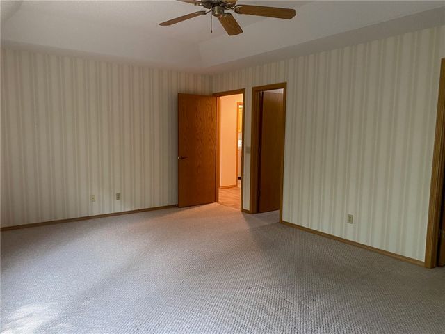 1 Chudleigh Lane, Bella Vista, AR 72714